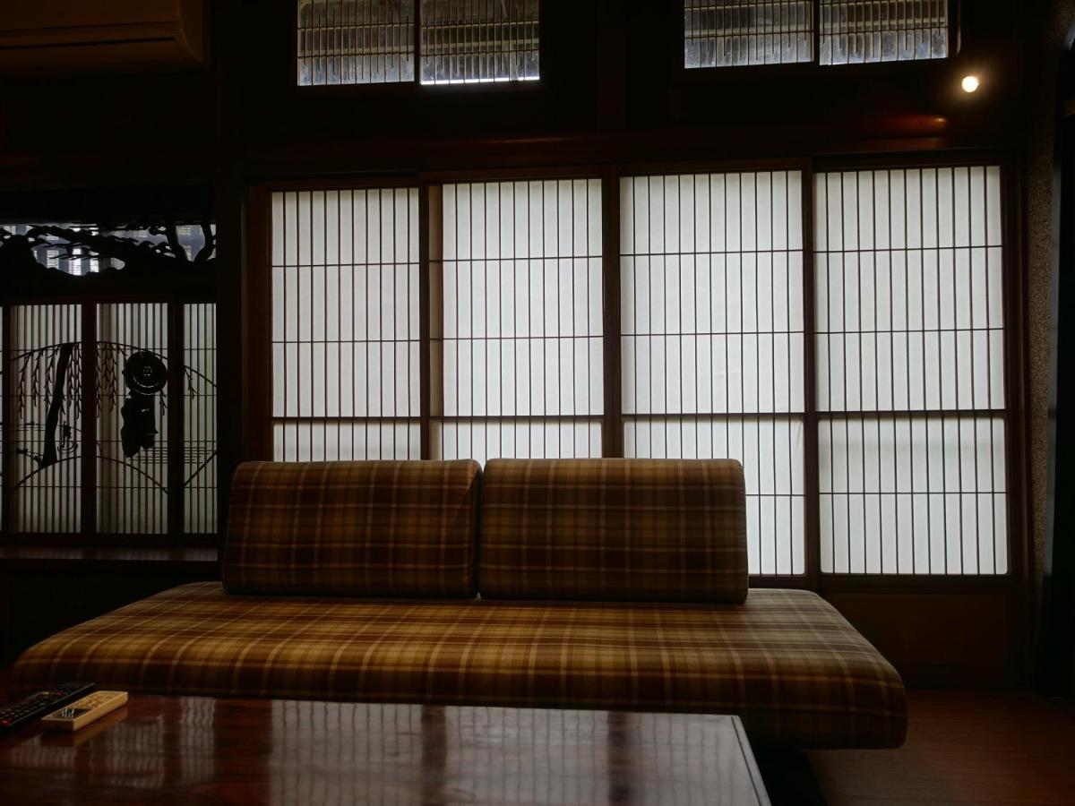 佐久市おいまつえんアパートメント エクステリア 写真